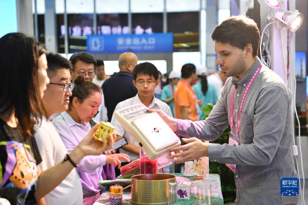 鱼鱼乐棋牌